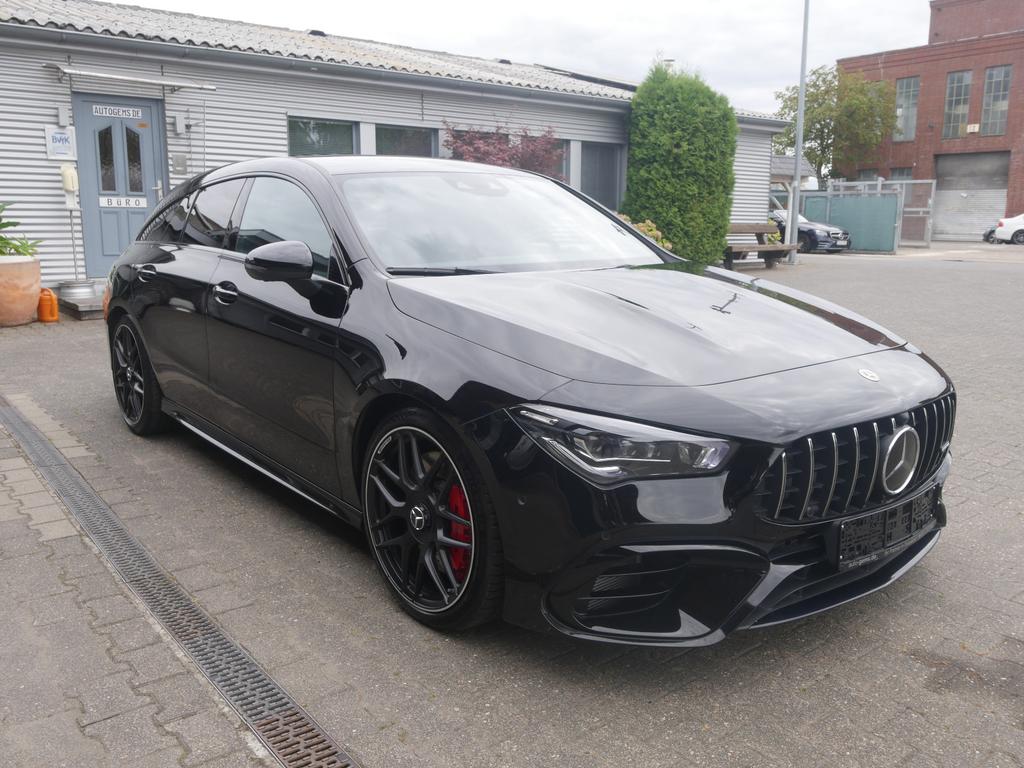 Mercedes-Benz CLA 45 AMG Shooting Brake
