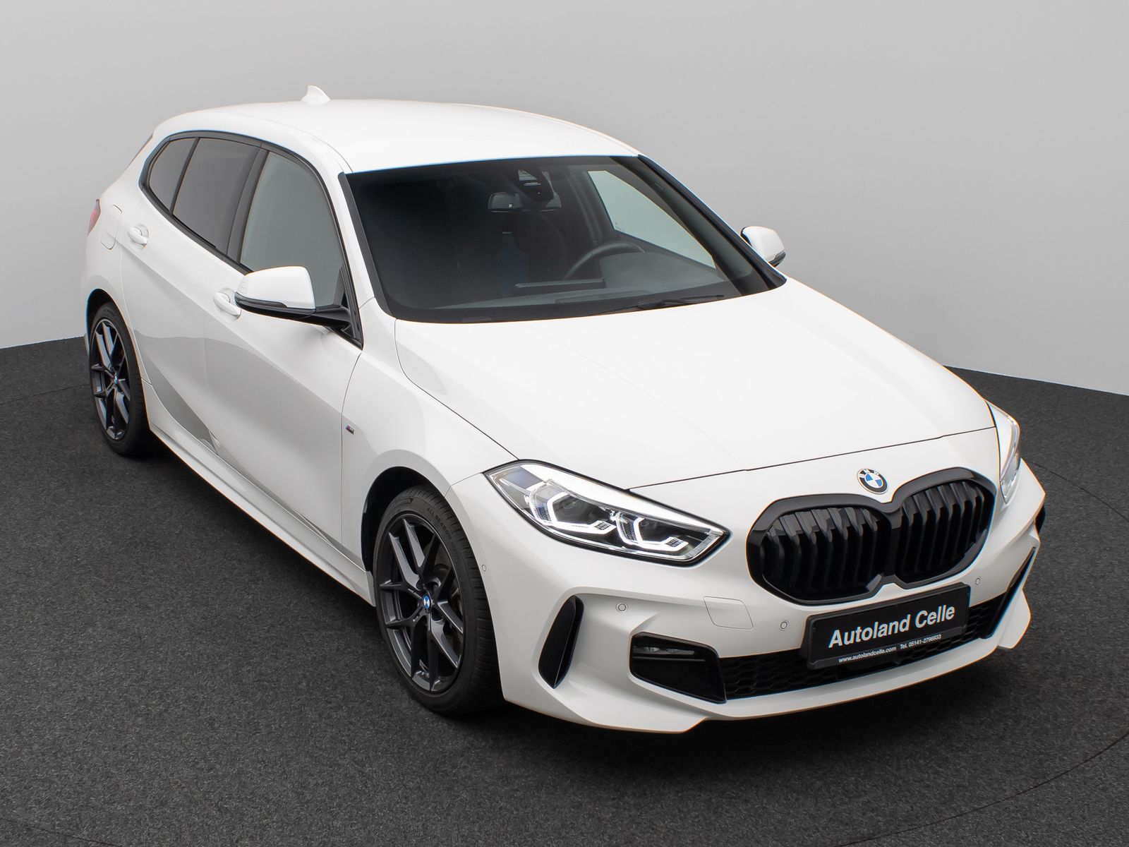 Fahrzeugabbildung BMW 120i M Sport Kamera DAB Lenkrhzg DrivAssis Alarm