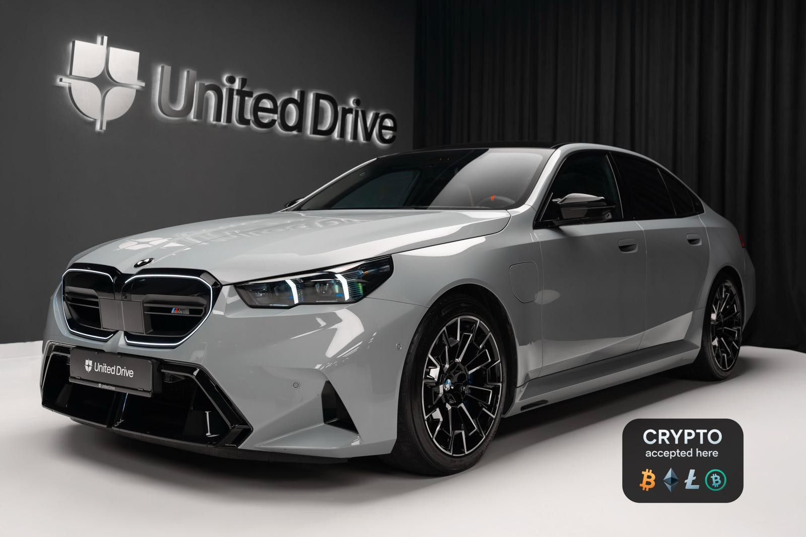 BMW M5 Limousine Basis