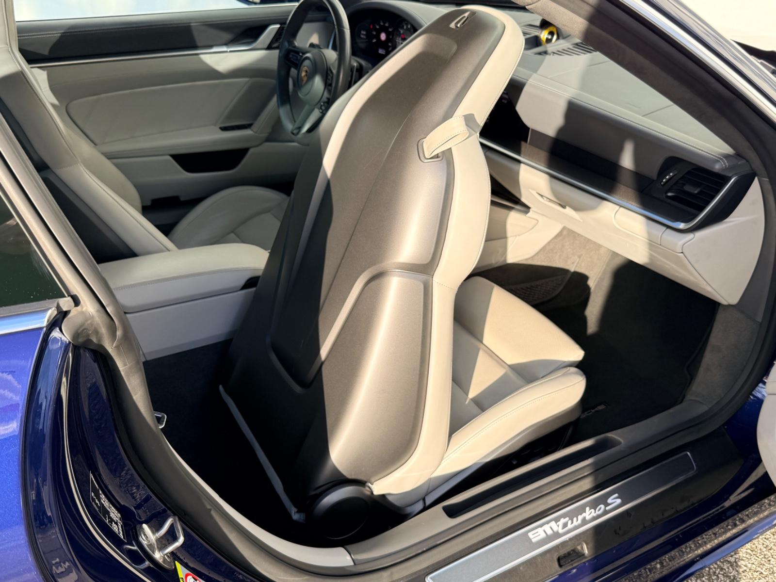 Porsche 992 Turbo S Coupé Aero Exclusive PPF Approved