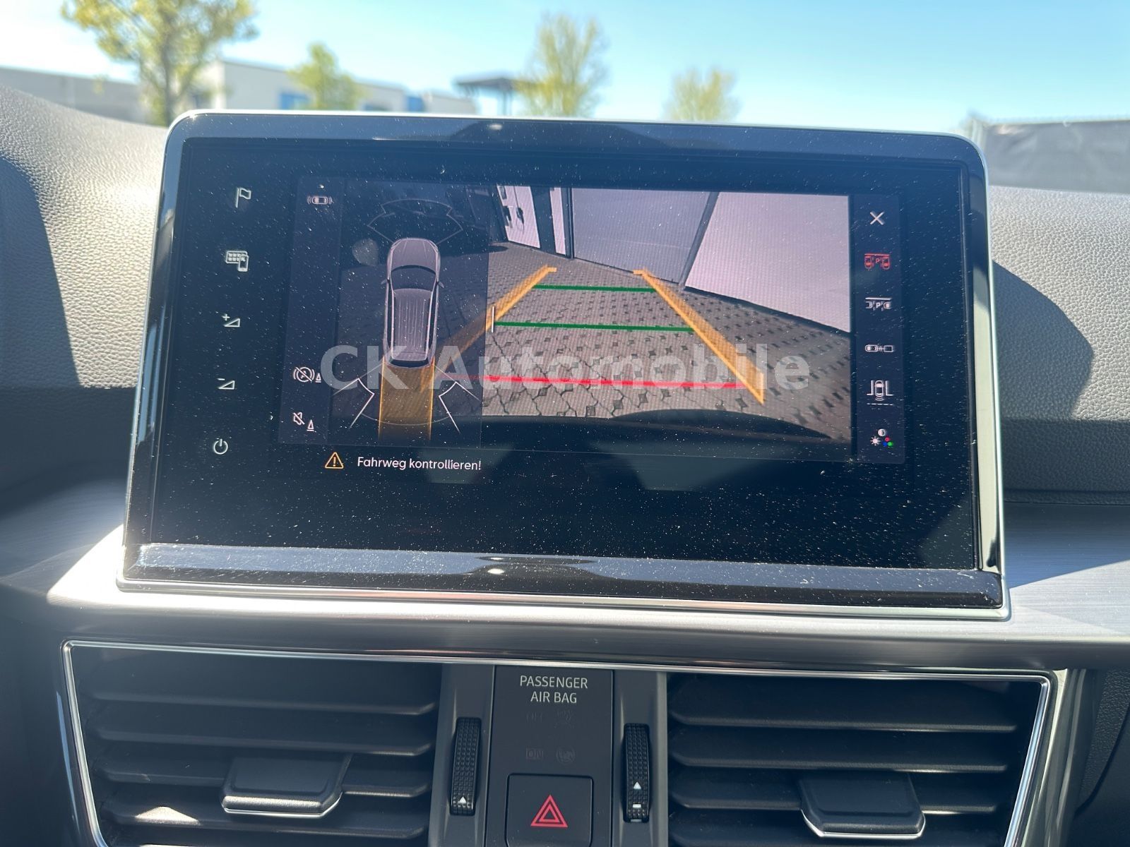 Fahrzeugabbildung SEAT Tarraco FR 4Drive 2.0TDI/Navi/Pano/LED/ACC/AHK