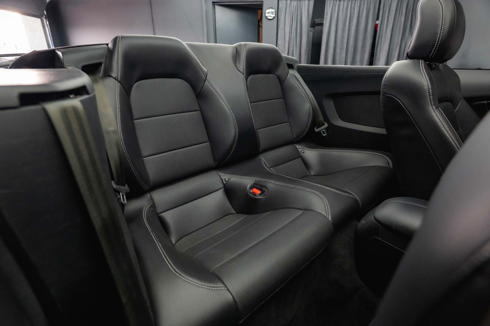 Fahrzeugabbildung Ford Mustang Shelby 500 GT Cabrio MACH 1 PREMIUM 19%