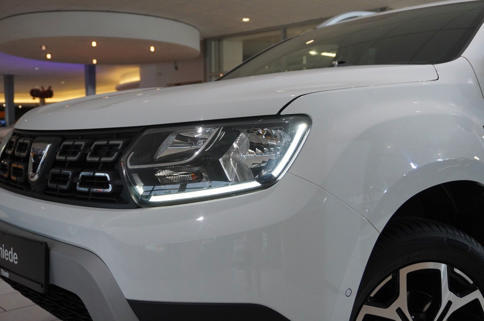 Fahrzeugabbildung Dacia Duster II 1.3 TCE PRESTIGE LED/KAMERA/SHZ/TEMP.