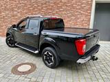 Nissan Navara Tekna - ROLLTOP  1. HAND !