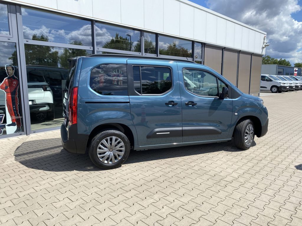 Fahrzeugabbildung Citroën Berlingo M Benzin 110 PLUS *Sitzh.*Cam*Klimaau.*