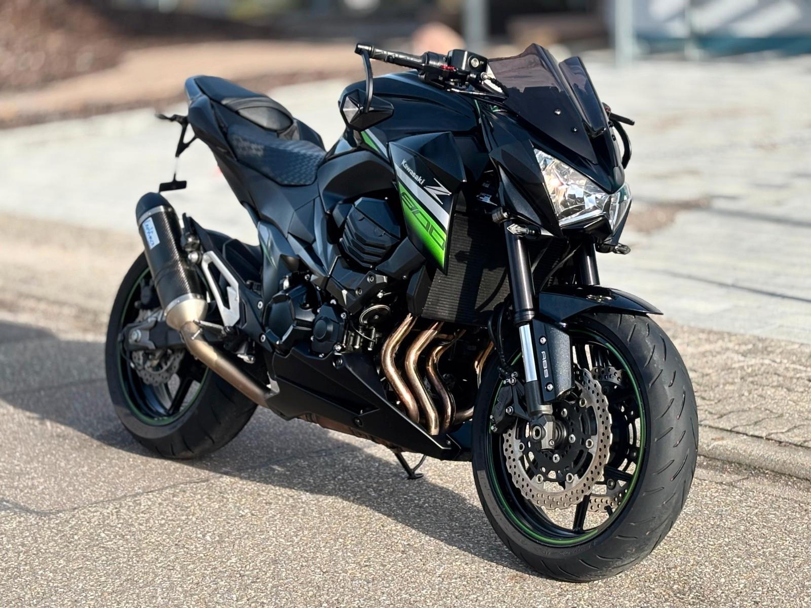 Kawasaki Z800 *Topzustand / 2.Hand / Zubehör