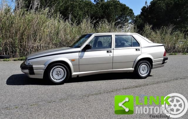 Alfa Romeo ALFA ROMEO 75 1.8 turbo America