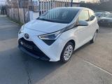 Toyota Aygo AYGO x-play Klima*Kamera*Scheckheft*TÜV - Toyota Gebrauchtwagen in Krefeld