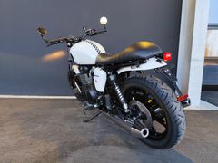 TRIUMPH Bonneville Thruxton Umbau +++ HIGHSIDER + RIZOMA
