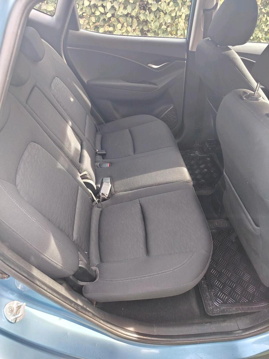 Hyundai ix20 2012 — photo 10