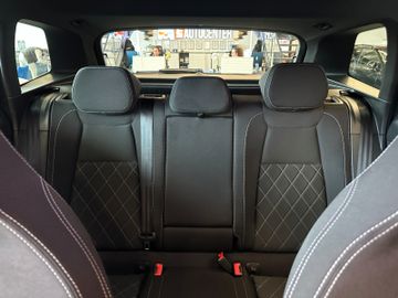 Skoda Karoq Sportline 4x4 *AHK*Virtuel*Standh*Pano*