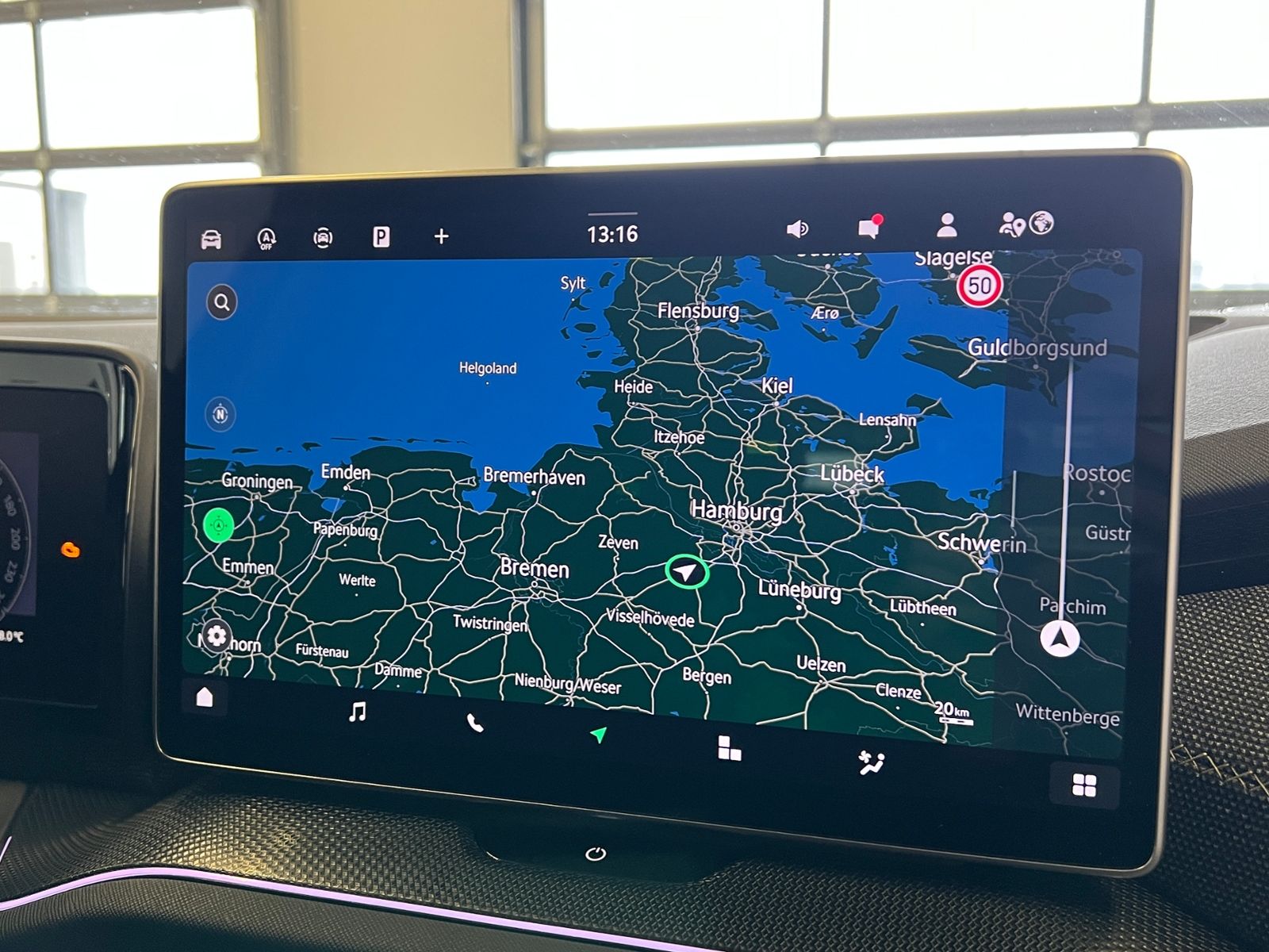 Fahrzeugabbildung SKODA Kodiaq Selection 2.0 TDI DSG 4x4 *AHK, 7 Sitze,