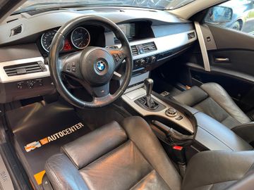 BMW 530 Touring 530d xDrive *HUD*NAVI*LEDER*PANO*SZH