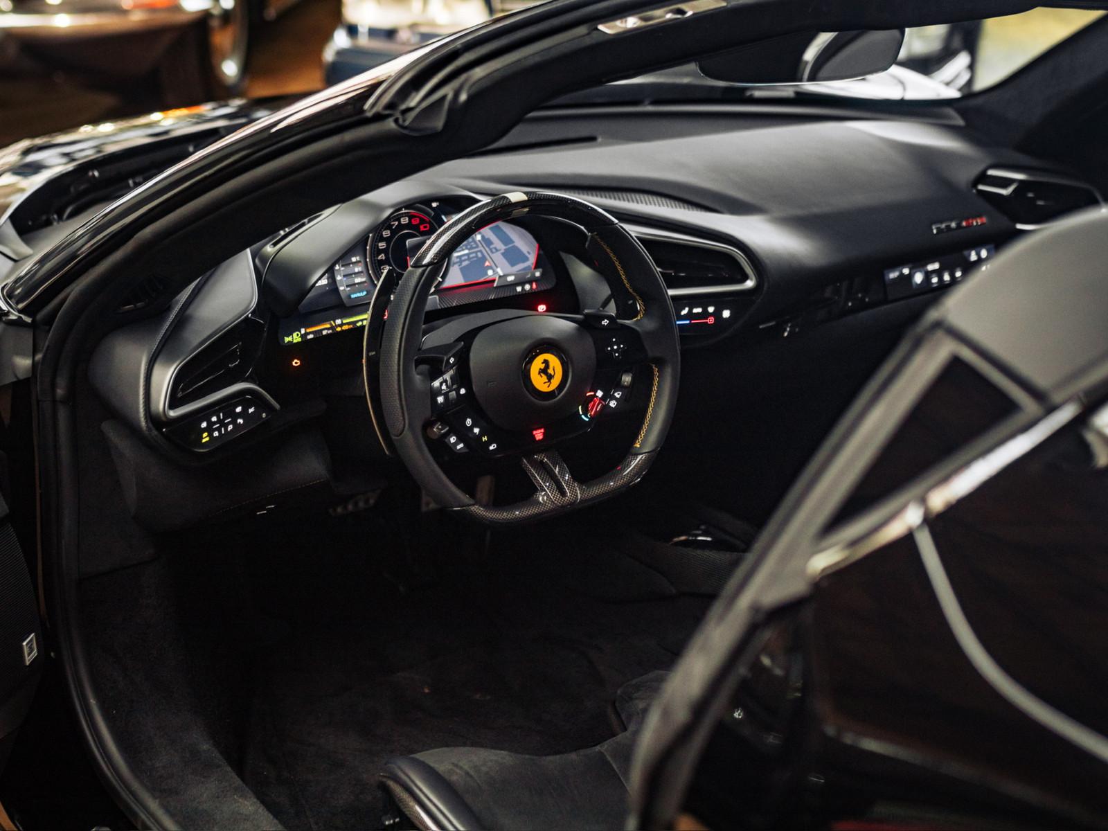 Ferrari 296 GTS LIFT, LEDS, JBL, 360