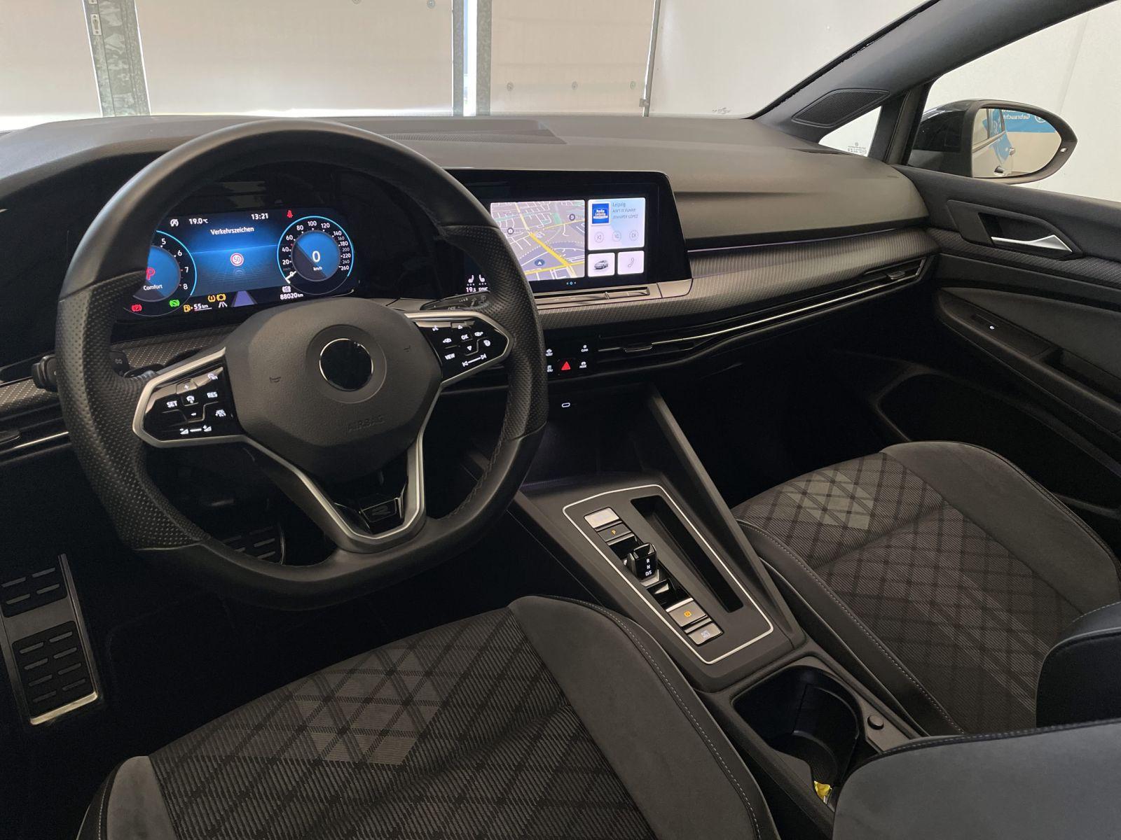VOLKSWAGEN GOLF 1.5 ETSI 130CH R LINE