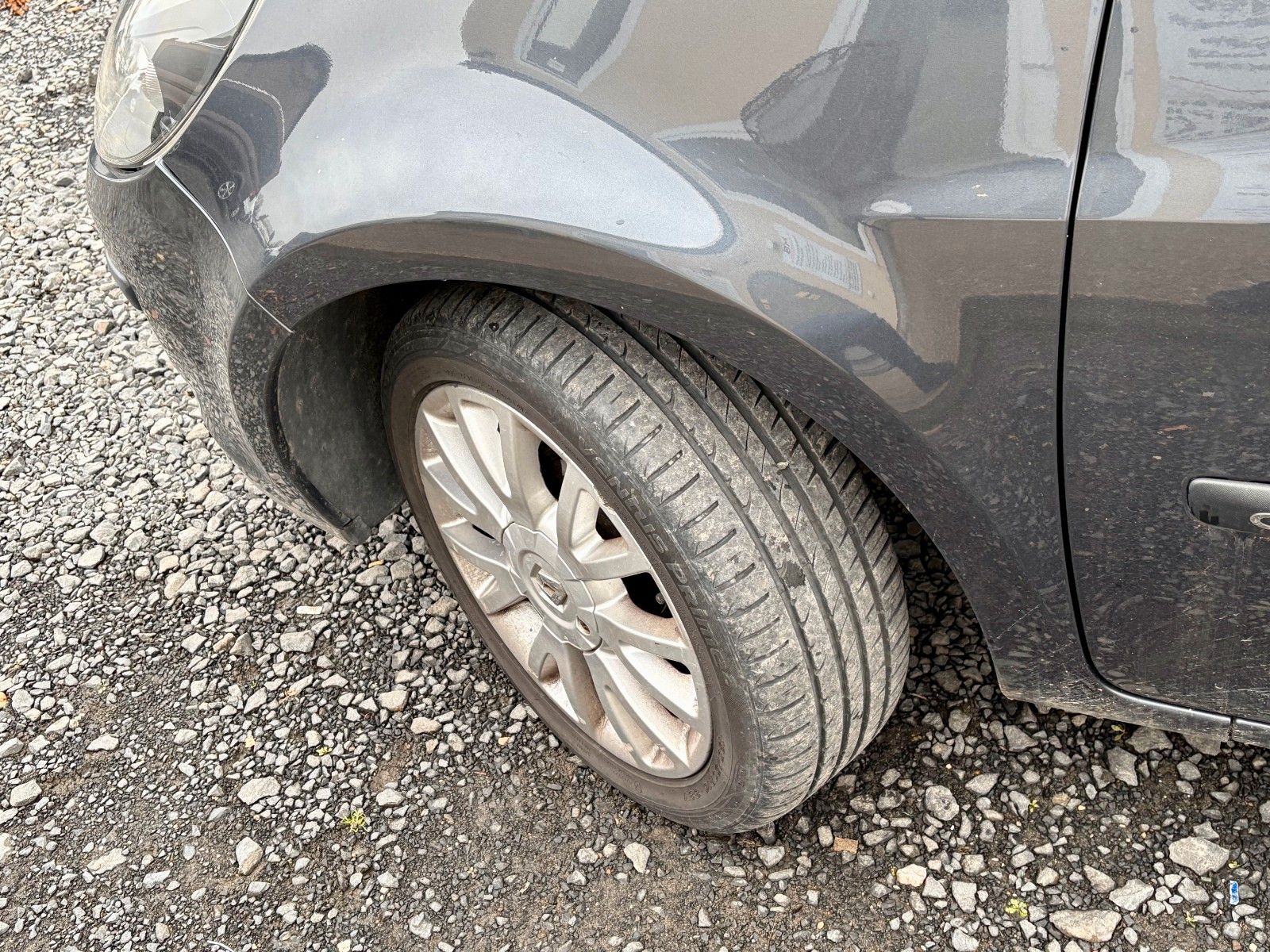 Fahrzeugabbildung Renault Clio III Exception 1.5 dCi Klima Leder TÜV 08/26