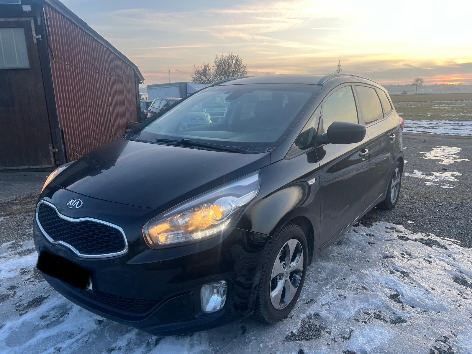 Kia Carens 1.7 Edition 7 *Automatik*TÜV 08/2026*