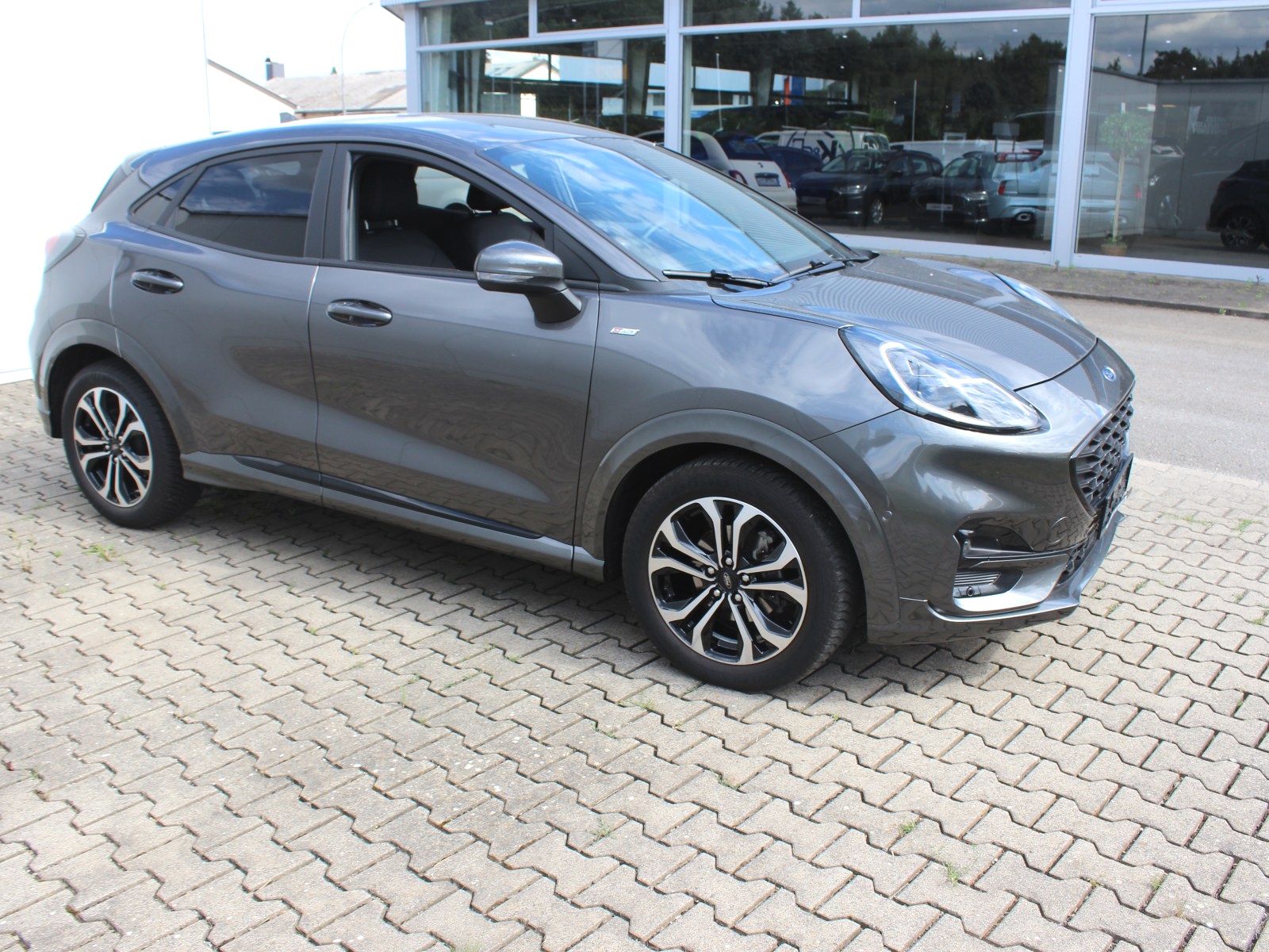 Fahrzeugabbildung Ford Puma ST-Line X 1,0 EcoBoost Mild Hybrid