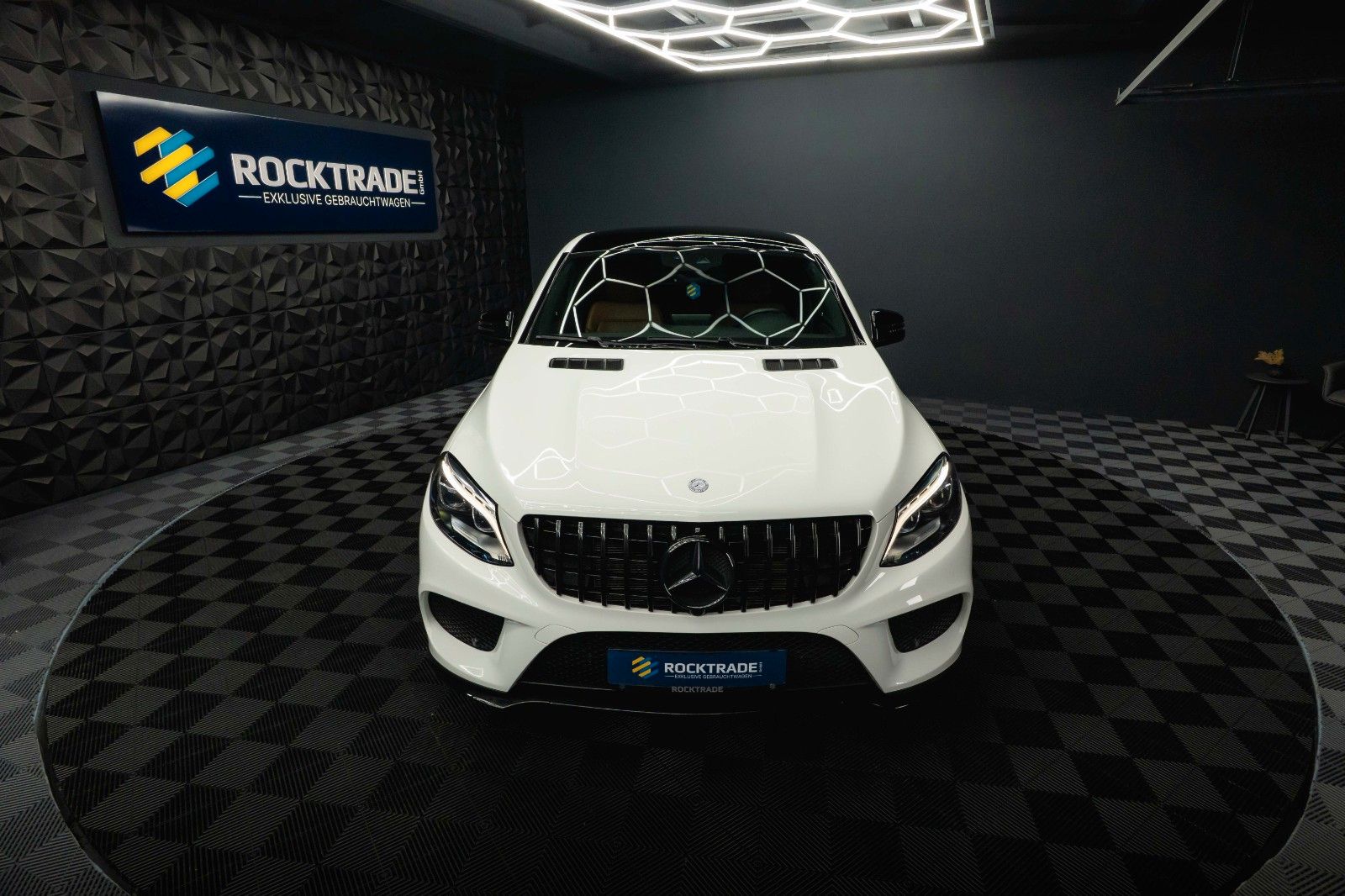 Fahrzeugabbildung Mercedes-Benz GLE 43 AMG Coupe Night-Paket *LED*Kamera*
