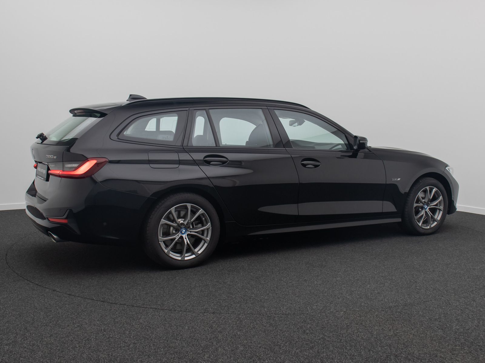 Fahrzeugabbildung BMW 320e xD Sport Line Kamera DAB Laser AHK Komfort