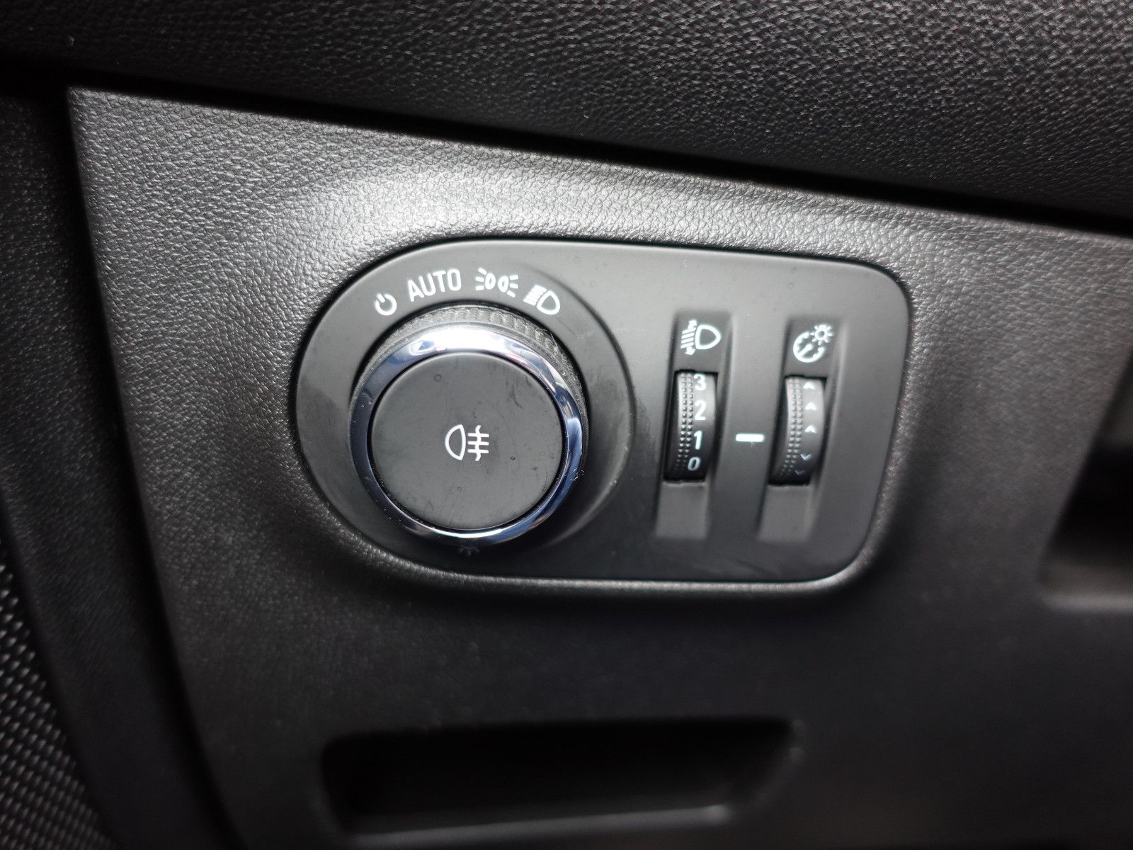 Fahrzeugabbildung Opel ADAM openAIR 120Jahre 1.4 NAVI,PDC,SHZ,Allwetter