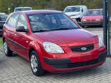 Kia Rio 1.4 Attract 97PS Servolenkung 1.Hand TÜV NEU - Kia Rio: At