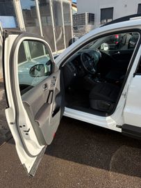 Volkswagen Tiguan - 7