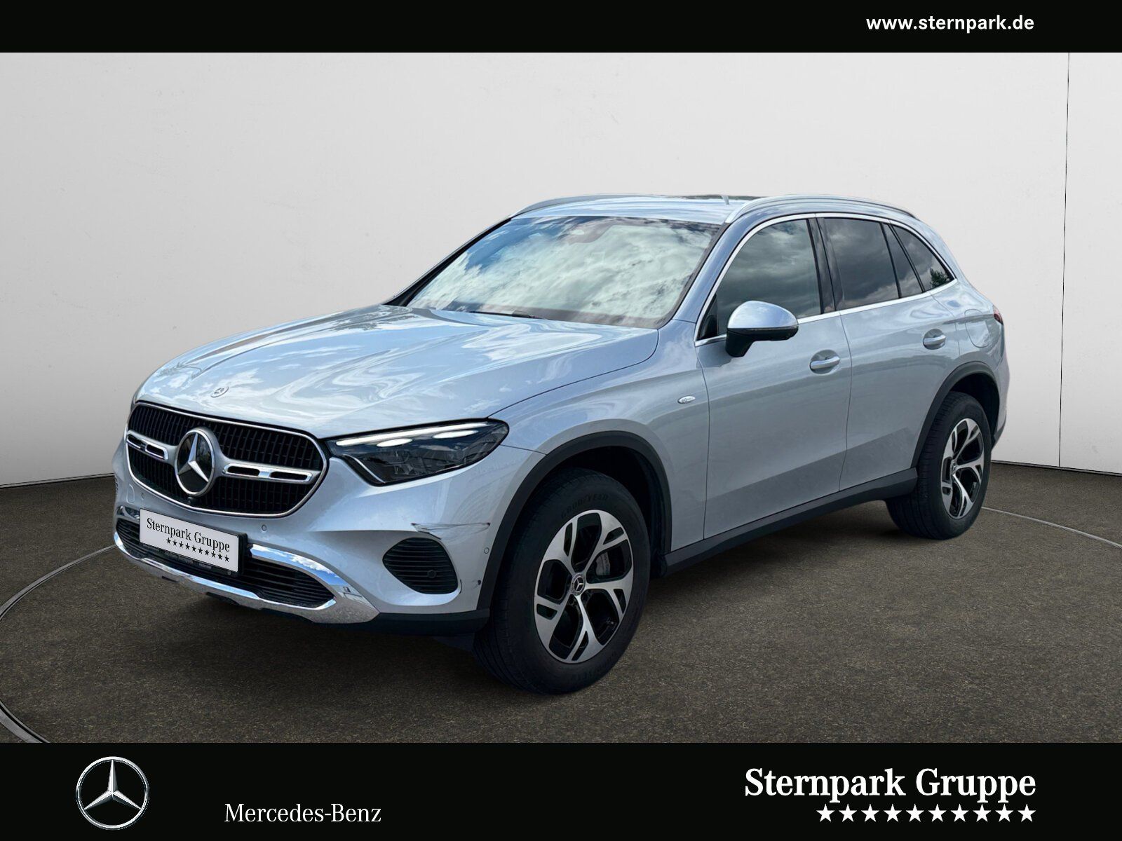 MERCEDES-BENZ GLC 300 de 4M AHK+Memory+360°+Ambiente+Totw.+uvm