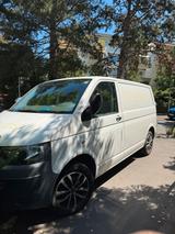 Volkswagen Vw T5 Transporter - Volkswagen T5 Transporter in Bonn
