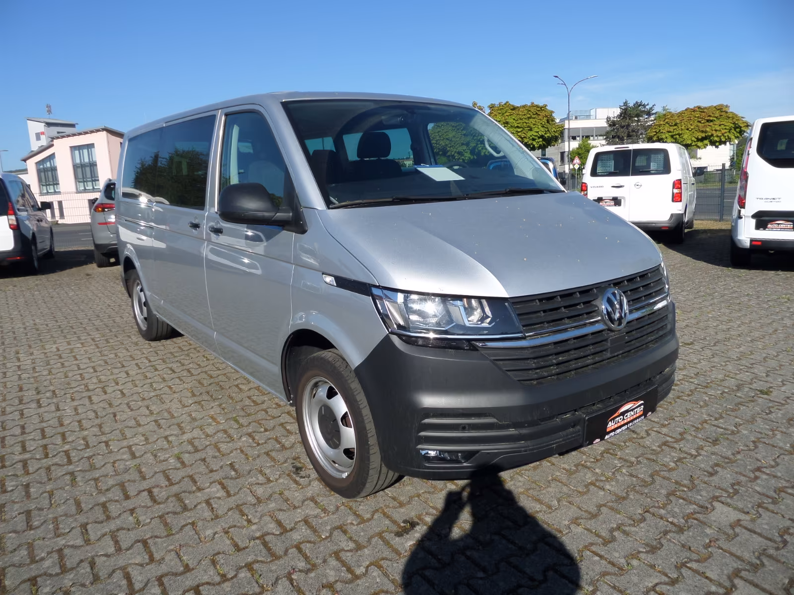Volkswagen T6.1 lang DSG+9-Sitz+Standhzg+Klima+Komfortpaket