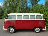 Volkswagen T1 Transporter Bulli Bus Fensterbus 1973 - Volkswagen Transporter mit Benzin-Antrieb
