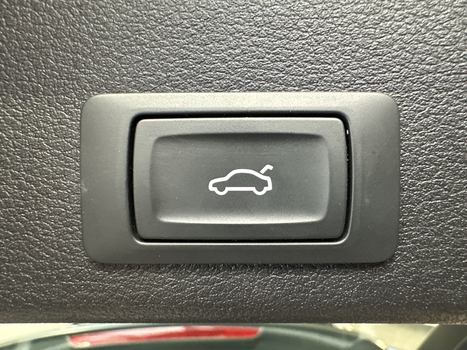 Fahrzeugabbildung Audi A4 Avant 35 TFSI Advanced NAV+LED+V-COCKPIT+17ZO