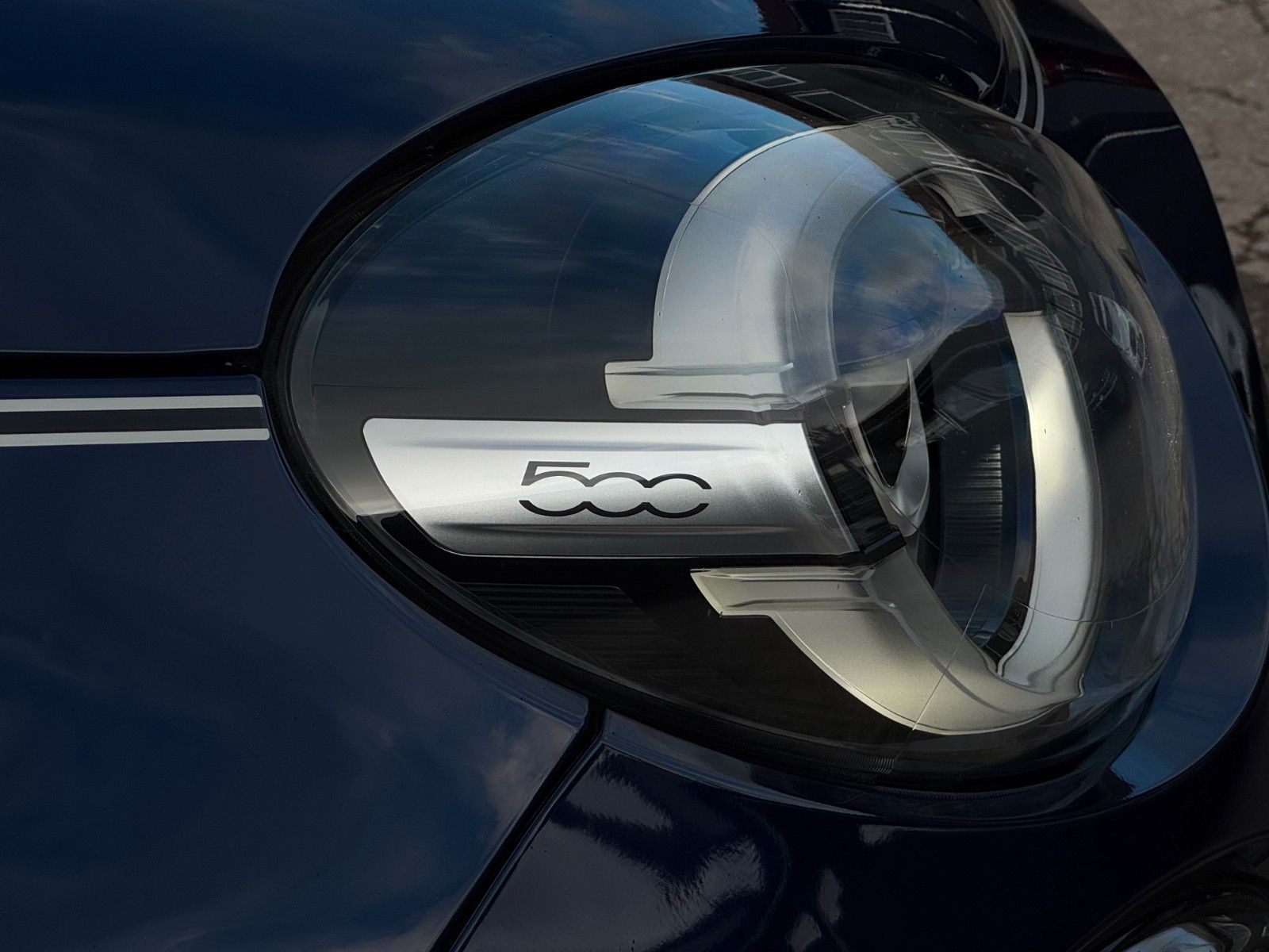 Fahrzeugabbildung Fiat 500X 1.3 FF Yacht Club Capri Faltdach CarPl. CAM