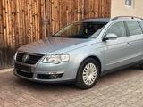 Volkswagen Passat  2,0 Ltr. -170 PS TDI Variant Comfortlin - gebrauchte VW Passat Variant aus dem Jahr 2007
