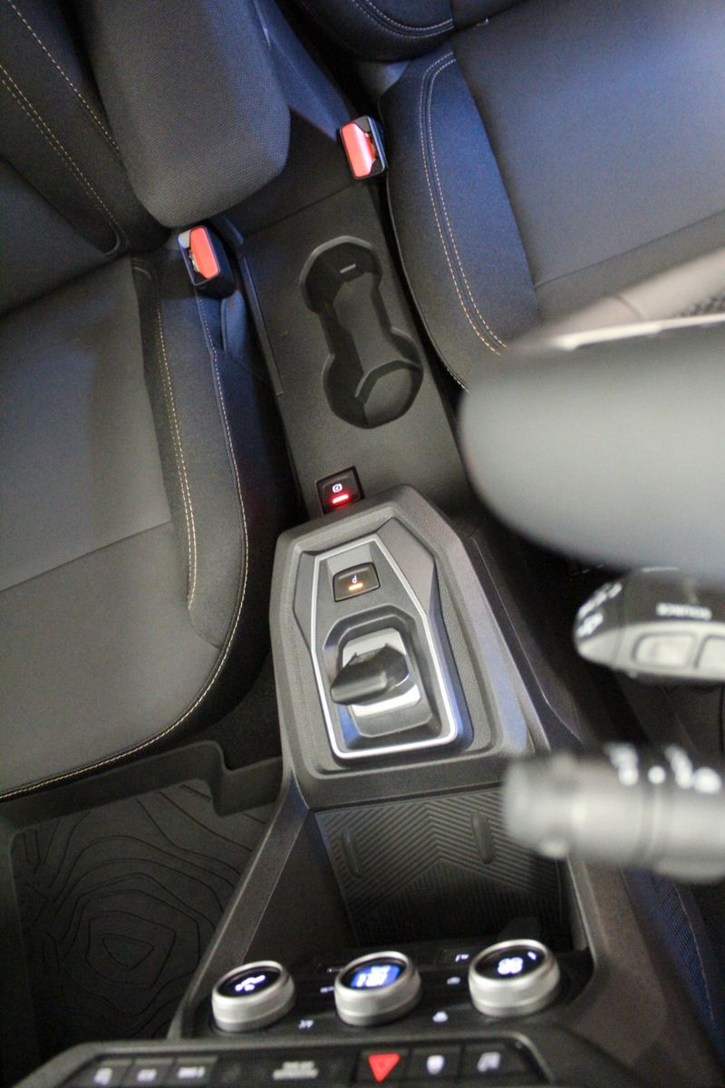 Fahrzeugabbildung Dacia Jogger Hybrid 155 Extreme 5-Sitzer MY 2026