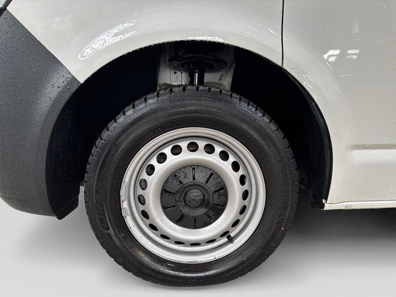 Volkswagen T6.1 Transporter LED ACC Werkstatteinrichtung