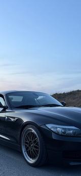 BMW Z4 sDrive35is - - BMW Z4: Sdrive35is