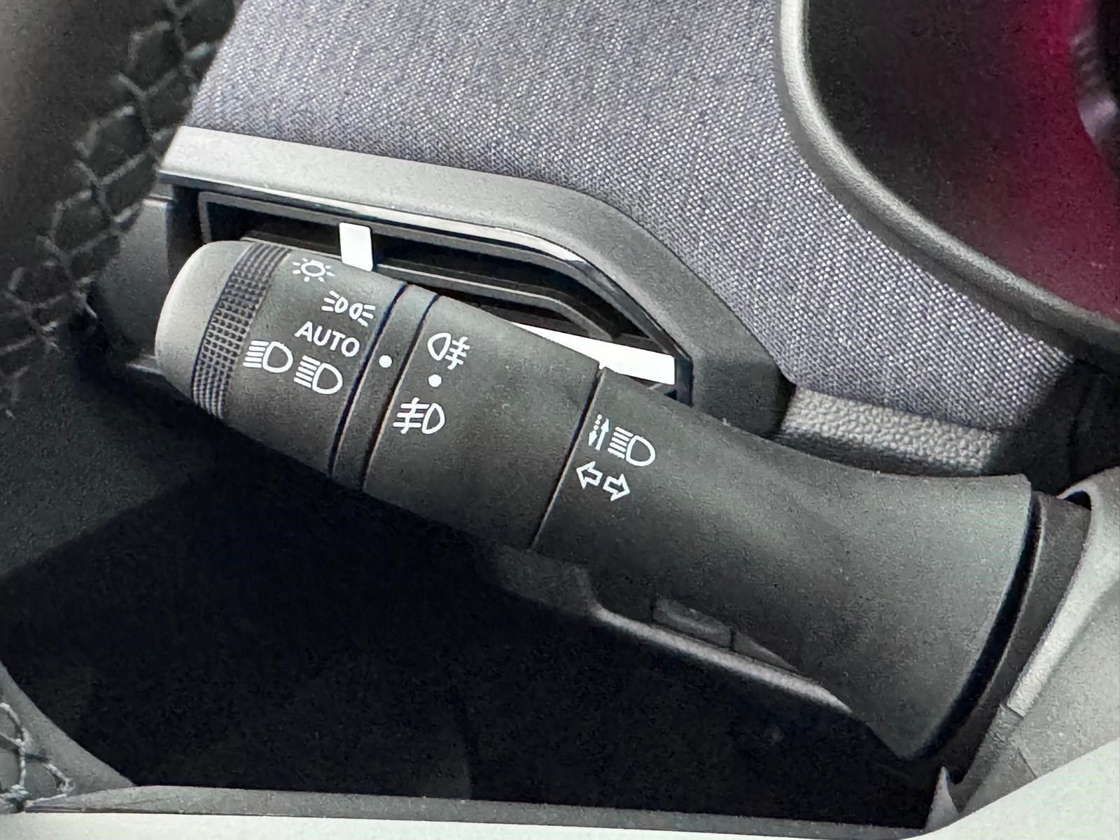 DACIA Sandero  Expression TCe 100 Winterpaket – Bild 29