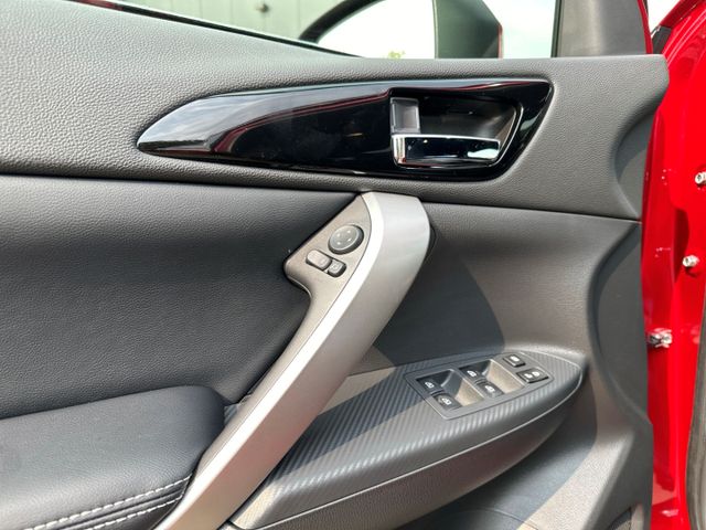 Eclipse Cross / UPE: 50.090,- € / 2.4 PHEV CVT 4
