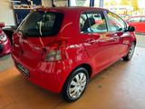 Toyota Yaris Sol /Autom./2.Hd/48TKM/Klima/MFL - gebrauchte Toyota Yaris aus dem Jahr 2007