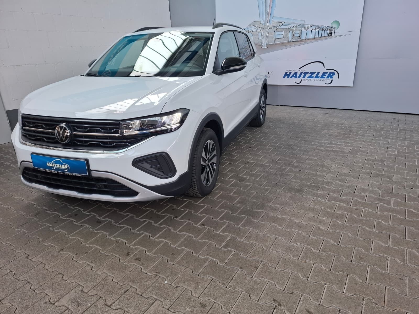 Fahrzeugabbildung Volkswagen T-Cross Energy 1.0 TSI 70 kW + LED +ACC +LaneAss