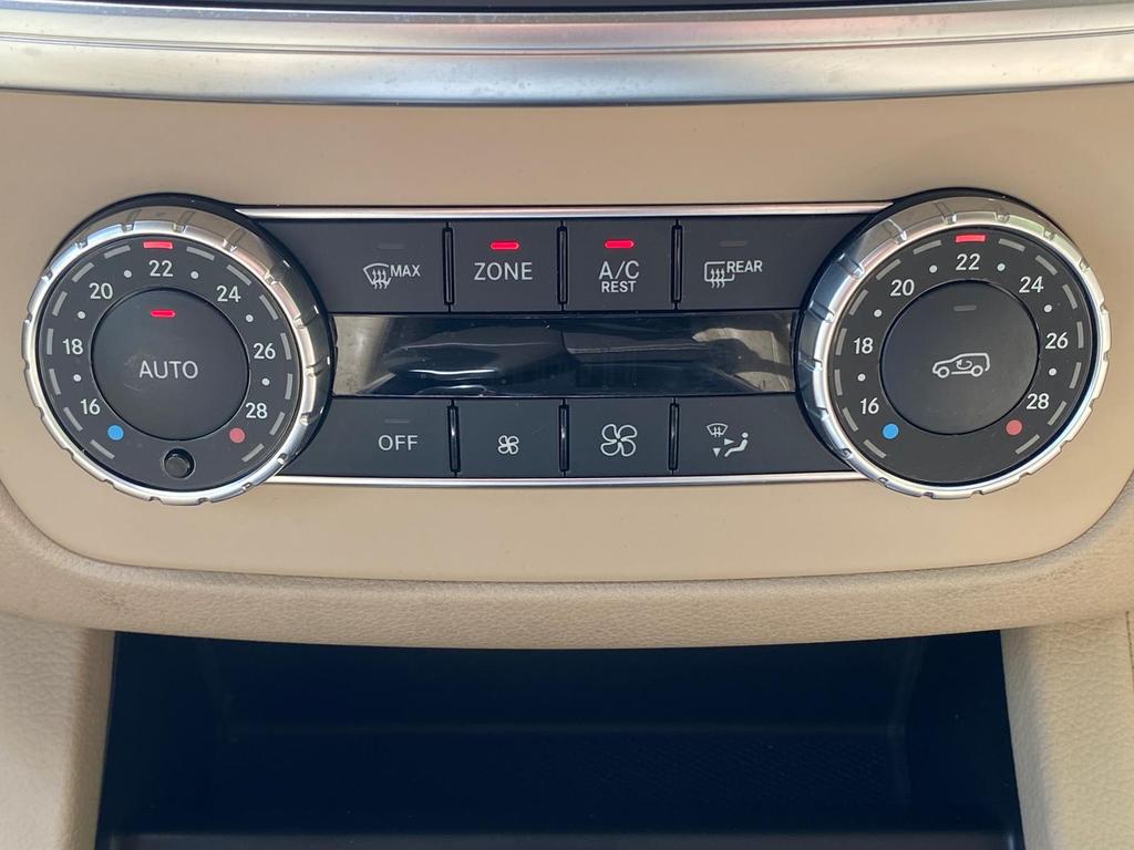 Mercedes-Benz ML 500