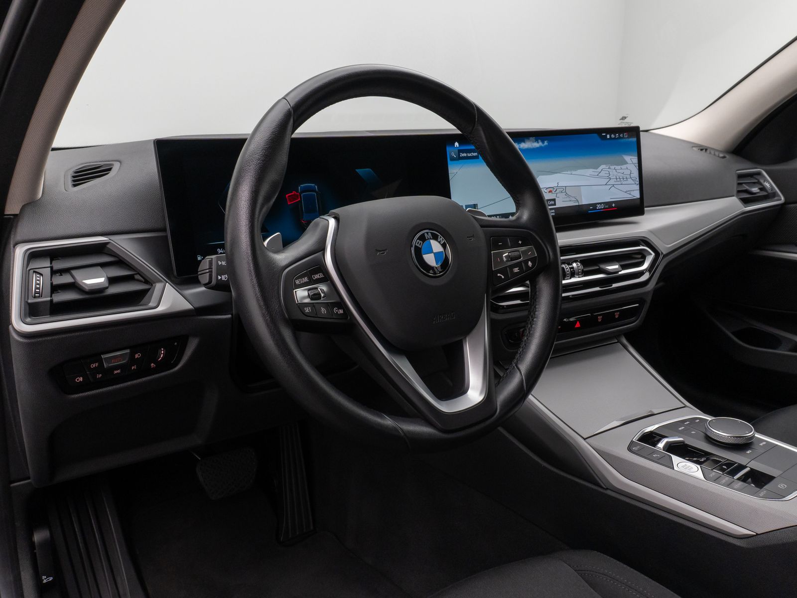 Fahrzeugabbildung BMW 320d xD  Kamera DAB MSport Fernlichtassis 18Zoll