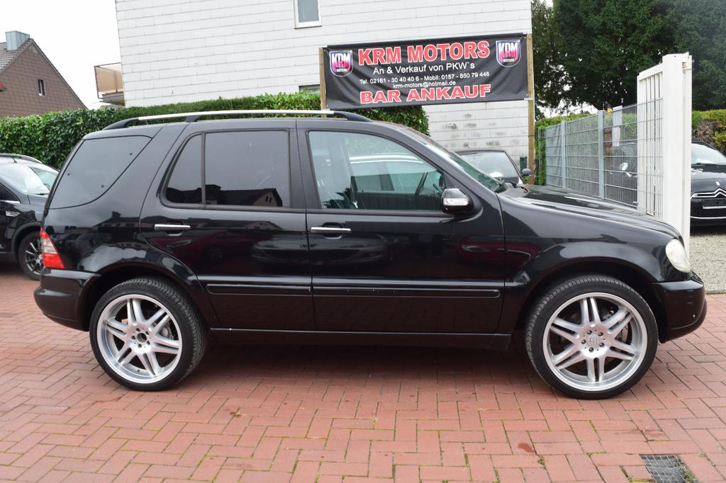 Mercedes-Benz ML 400