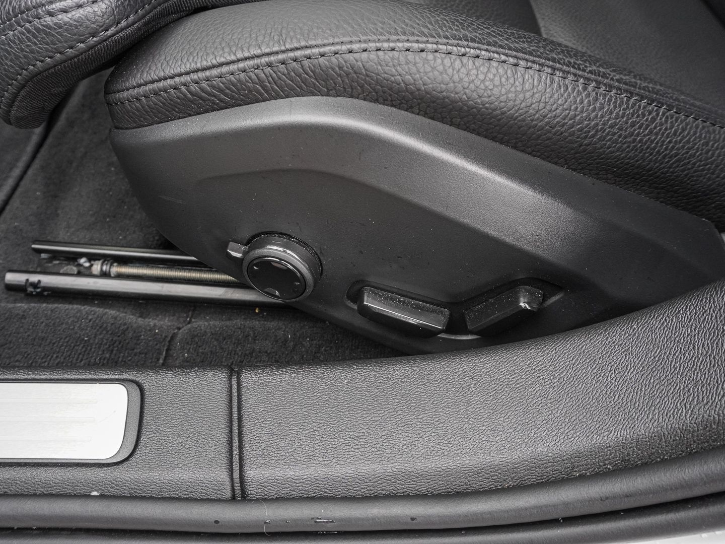 Volvo V60 Kombi Core B3 Benzin EU6d AHK Digitales Cock foto 12