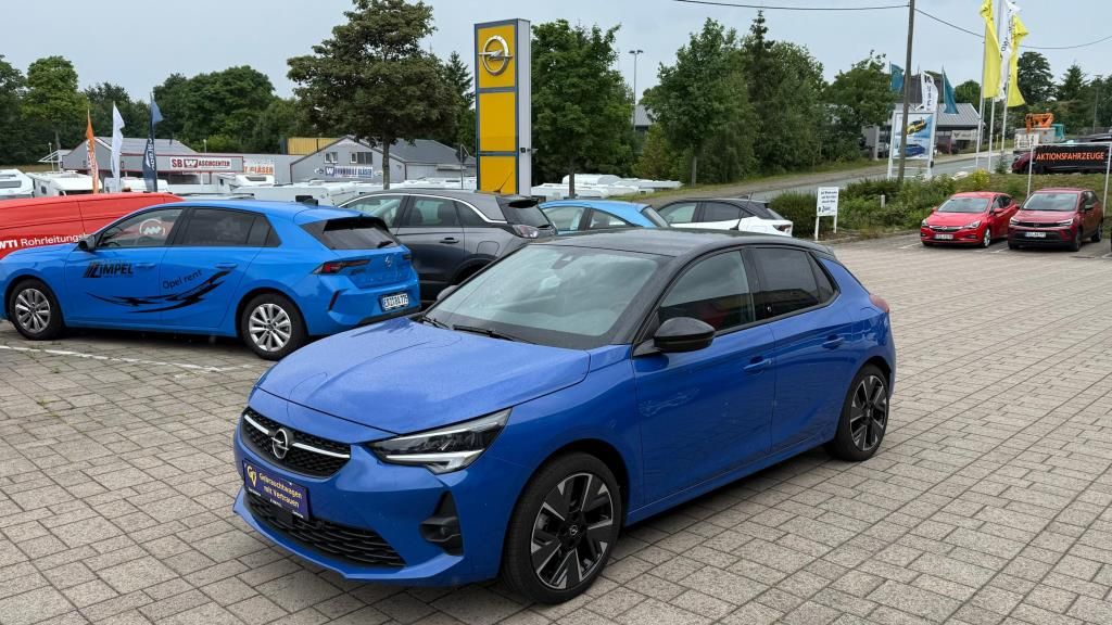 Corsa-e 136 PS Klimaautomatik, DAB, LED
