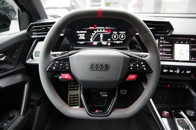 Audi RS 3 Sportback*Sporta,Pano,Head-Up,SONOS,EXPORT*