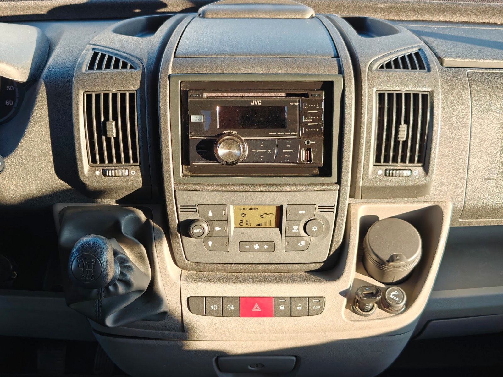 Fahrzeugabbildung HYMER / ERIBA / HYMERCAR B - KLASSE 594 - AUS ERSTBESITZ