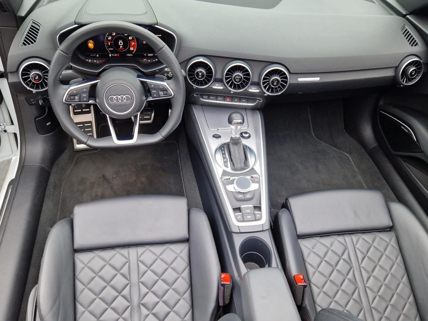Audi TT Roadster 45 2.0 TFSI quattro S-tronic S-line 