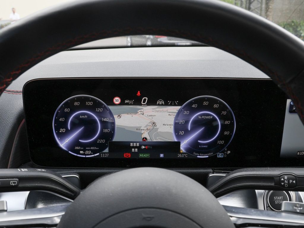 Mercedes-Benz EQB 250 AMG-Sport Pano 7.Sitzer Memo Night Dist foto 17